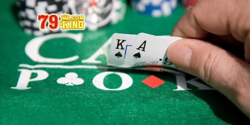 Kỹ năng quan sát nhạy bén giúp kiểm soát bàn poker